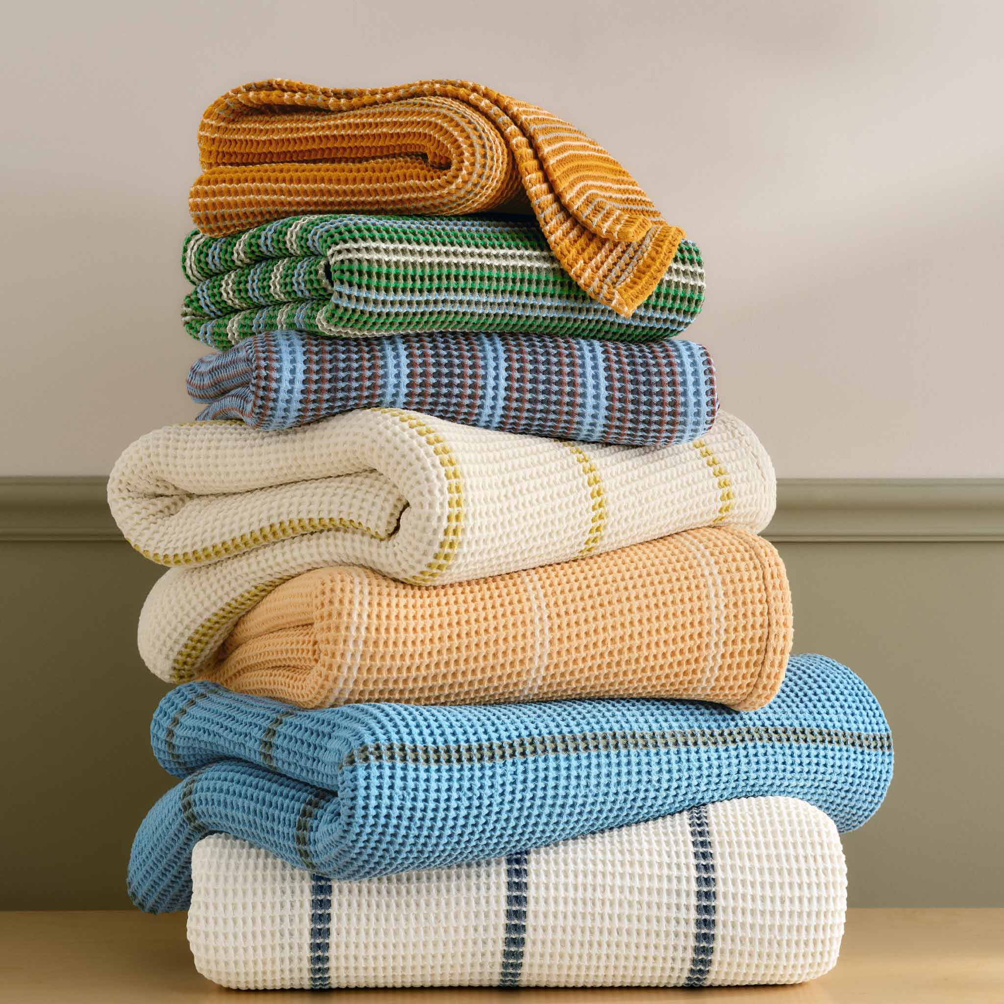 Dreamweave Waffle Throw Blanket - Image 72