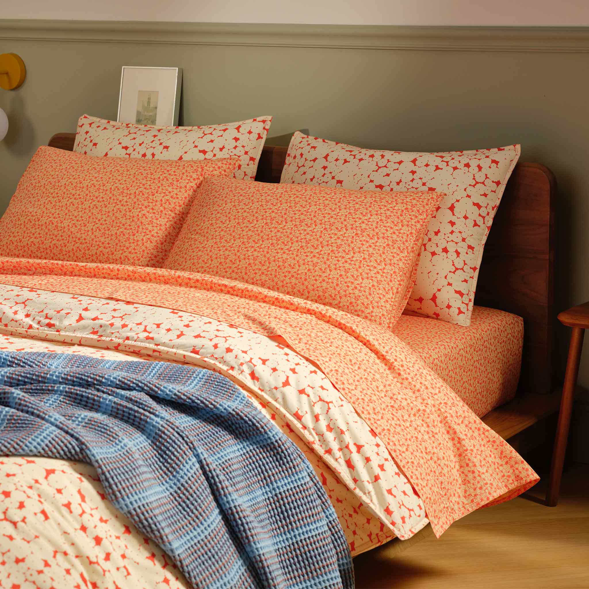 Dreamweave Waffle Throw Blanket - Image 75