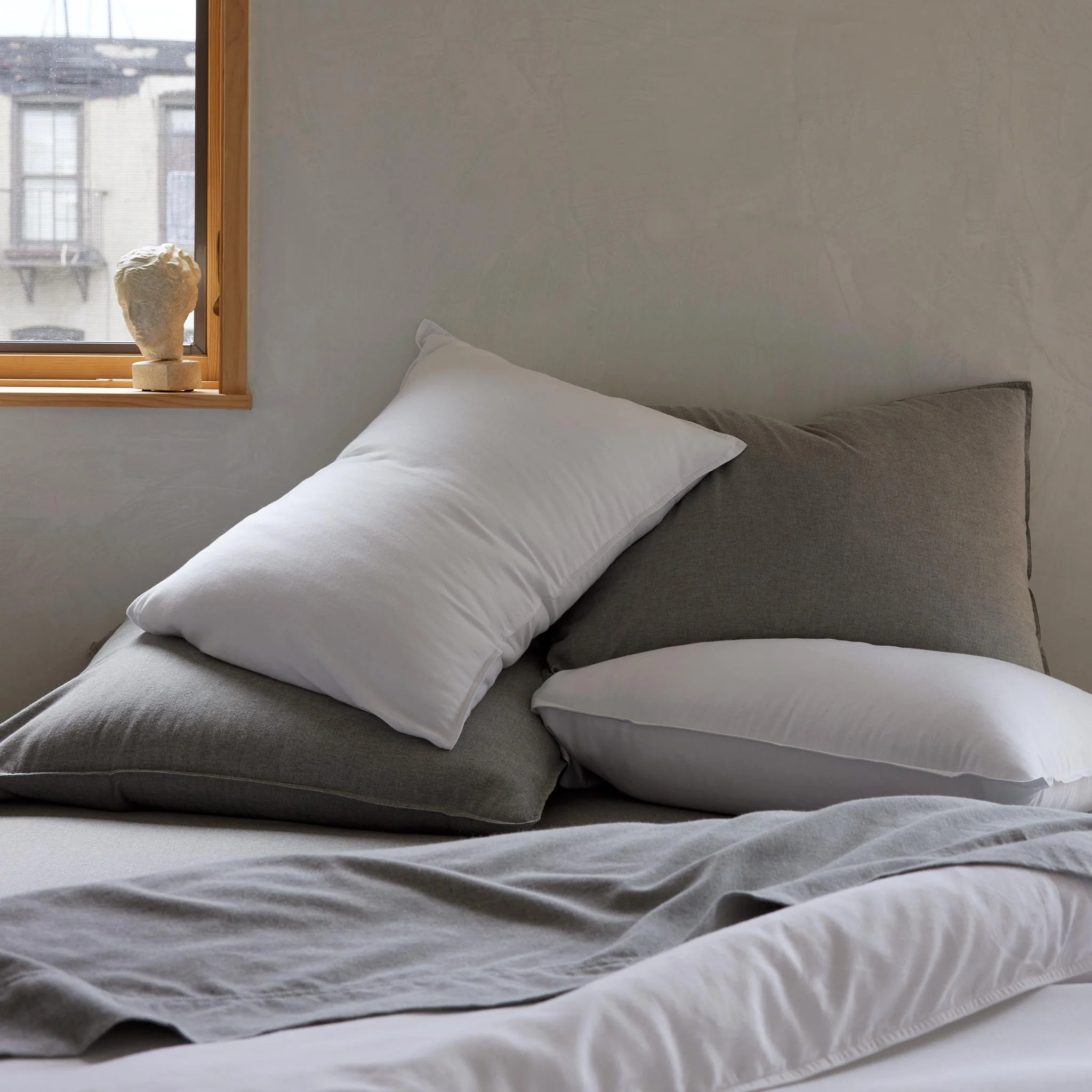 Heathered Cashmere Pillowcase Set - Image 4