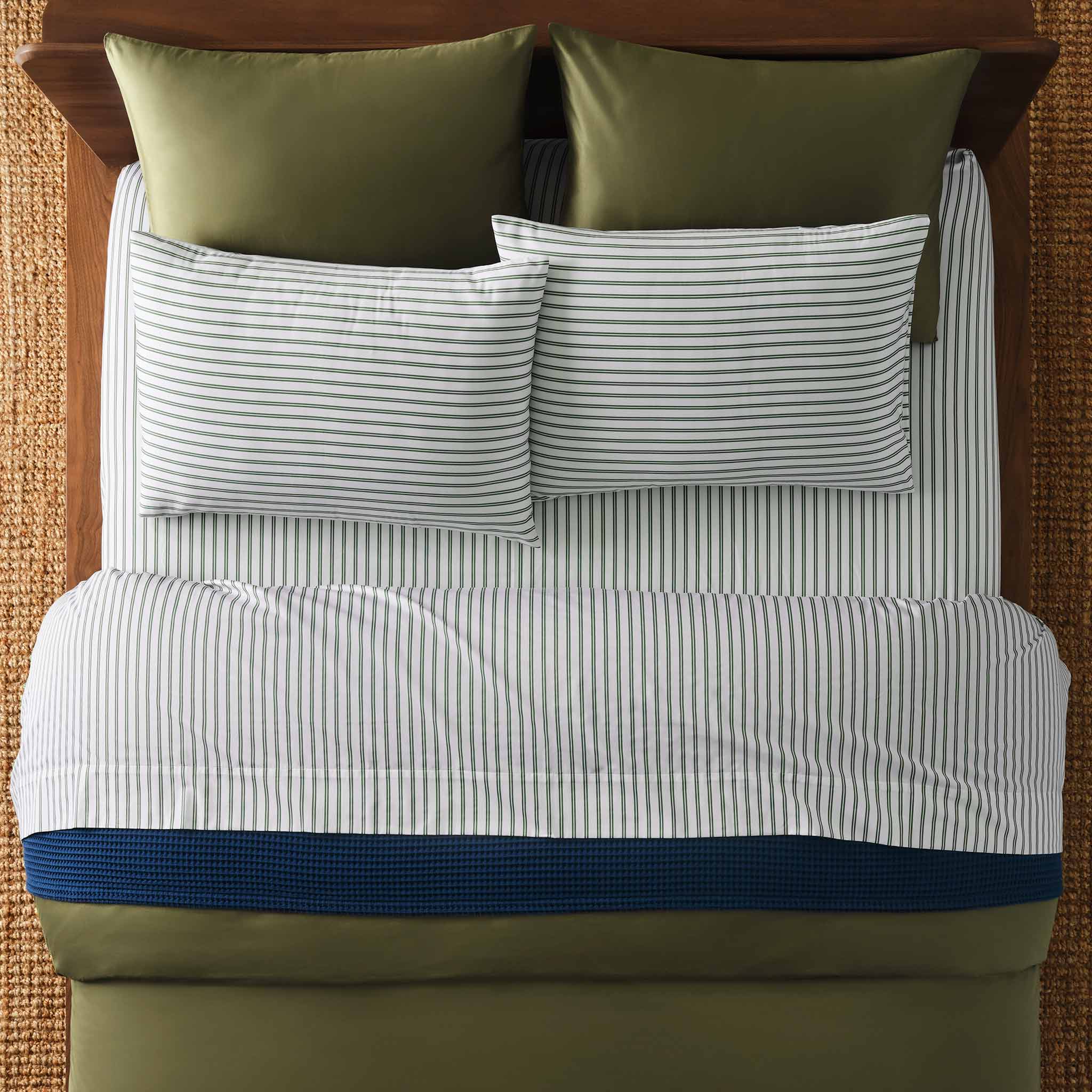 Luxe Sateen Fitted Sheet - Image 46