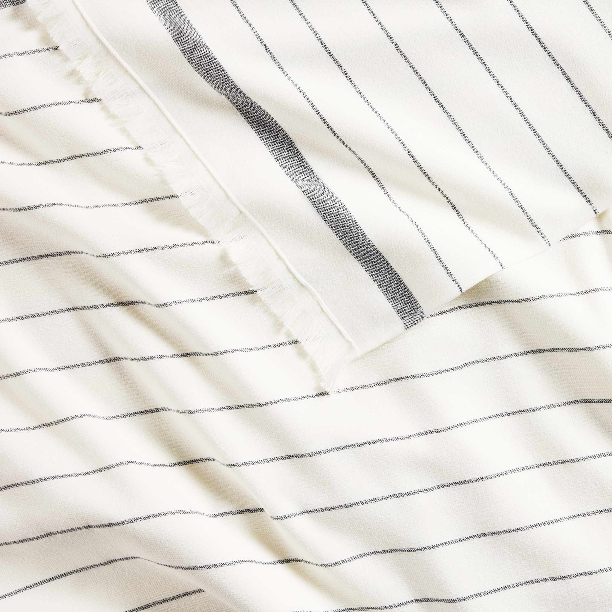 Turkish Flatweave Beach Blanket - Image 2